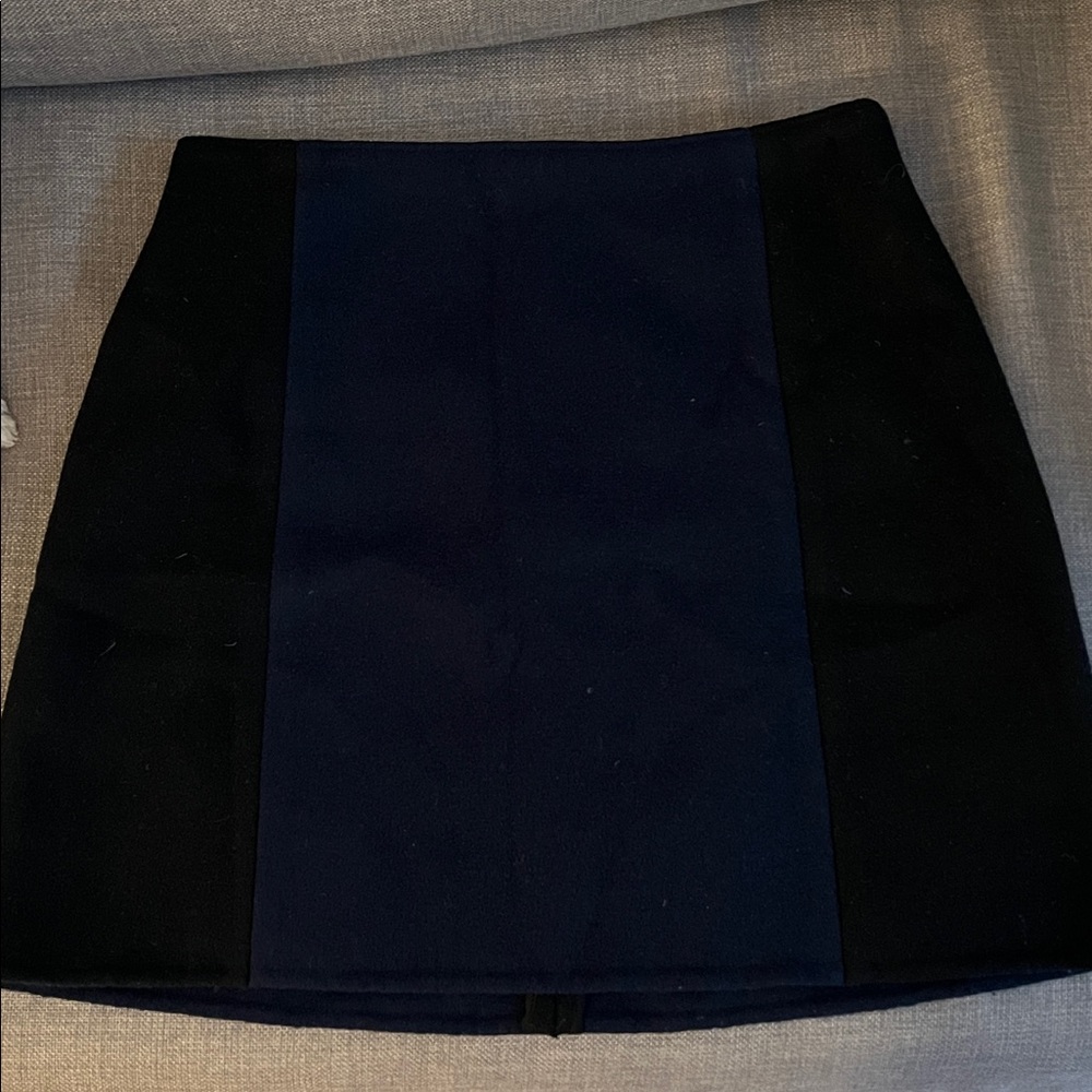 Club Monaco Black and Navy Skirt